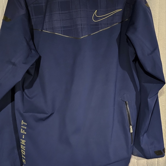 Nike Golf Weather Proof Q zip Jacket - Picture 3 of 3